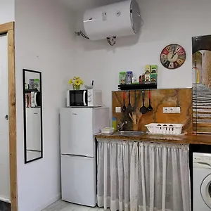 https://encantador-bajo-en-malaga.hotelsinnerja.org